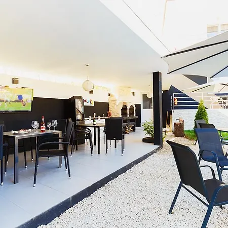 Pensjonat Casa Avy